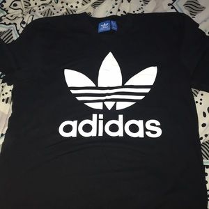 Adidas t shirt
